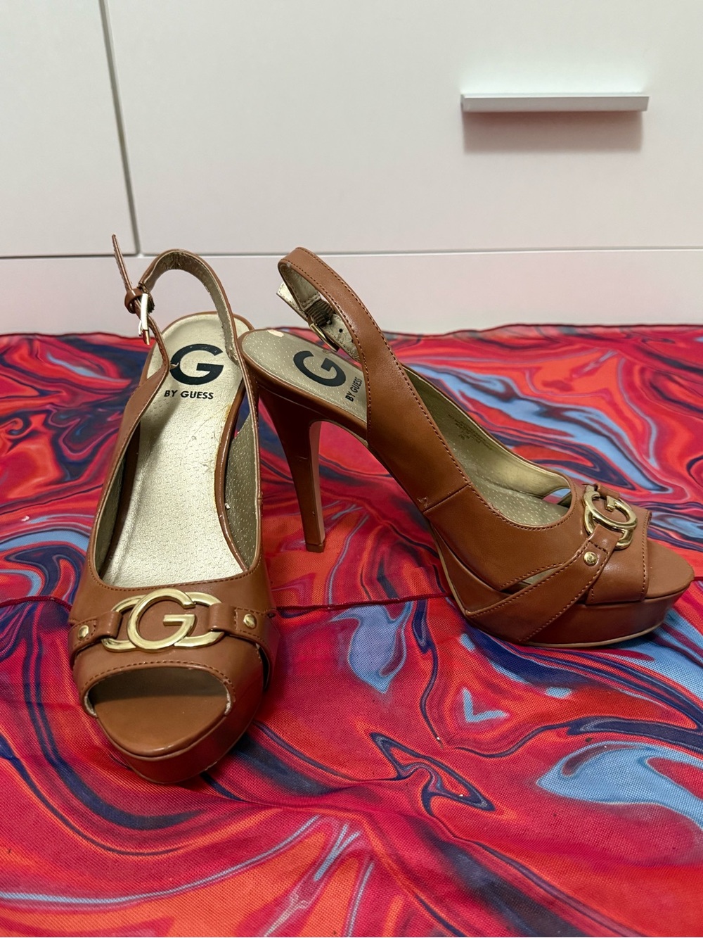 Vintage G by Guess Brown Interlocking G Peep Toe Slingback Heels 🤎⛓️